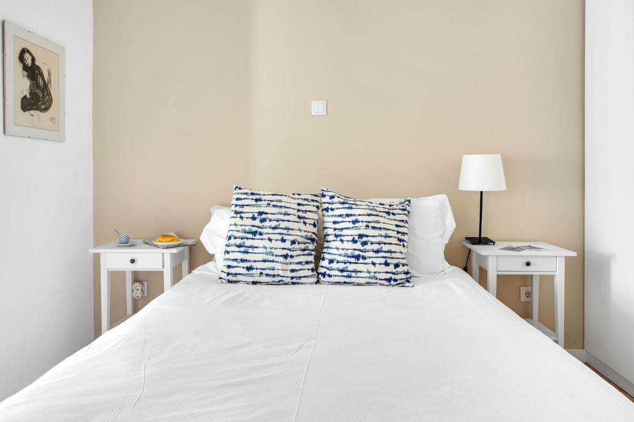 Modern 2 Bedroom Apartment In Estrela With Outside Terrace! Amazing For Families, Couples, Friends Lisbon Luaran gambar
