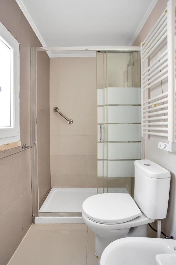 Modern 2 Bedroom Apartment In Estrela With Outside Terrace! Amazing For Families, Couples, Friends Lisbon Luaran gambar