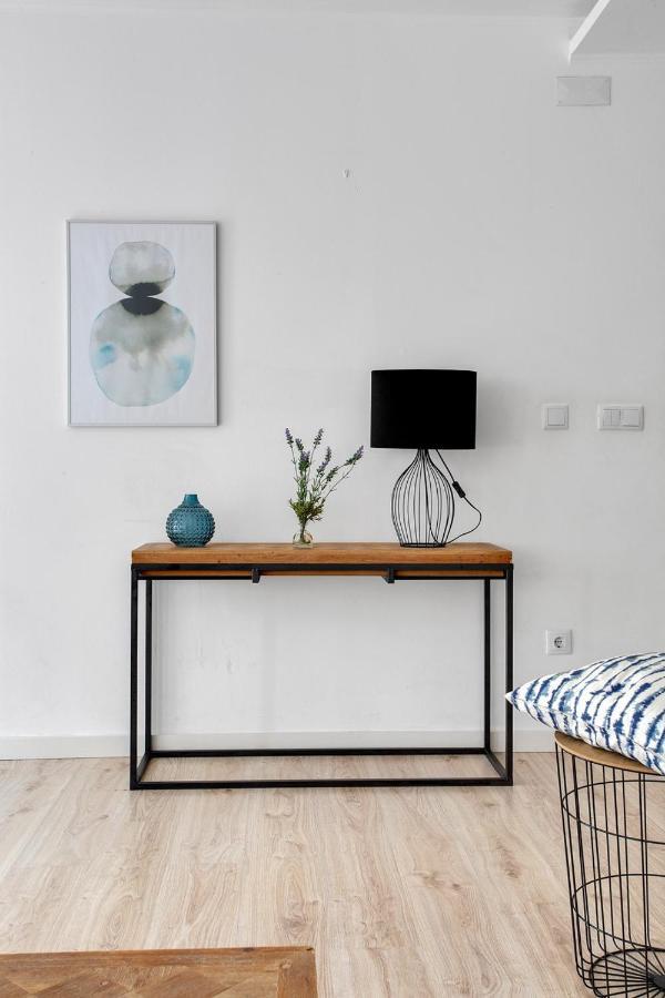 Modern 2 Bedroom Apartment In Estrela With Outside Terrace! Amazing For Families, Couples, Friends Lisbon Luaran gambar